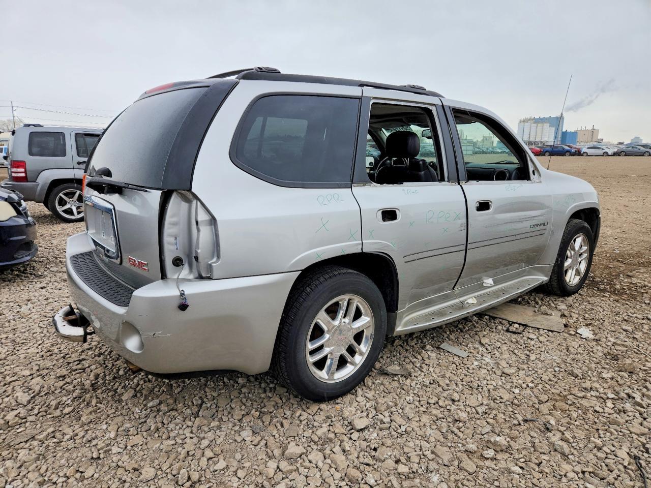 2008 GMC Envoy Denali - Фото 3