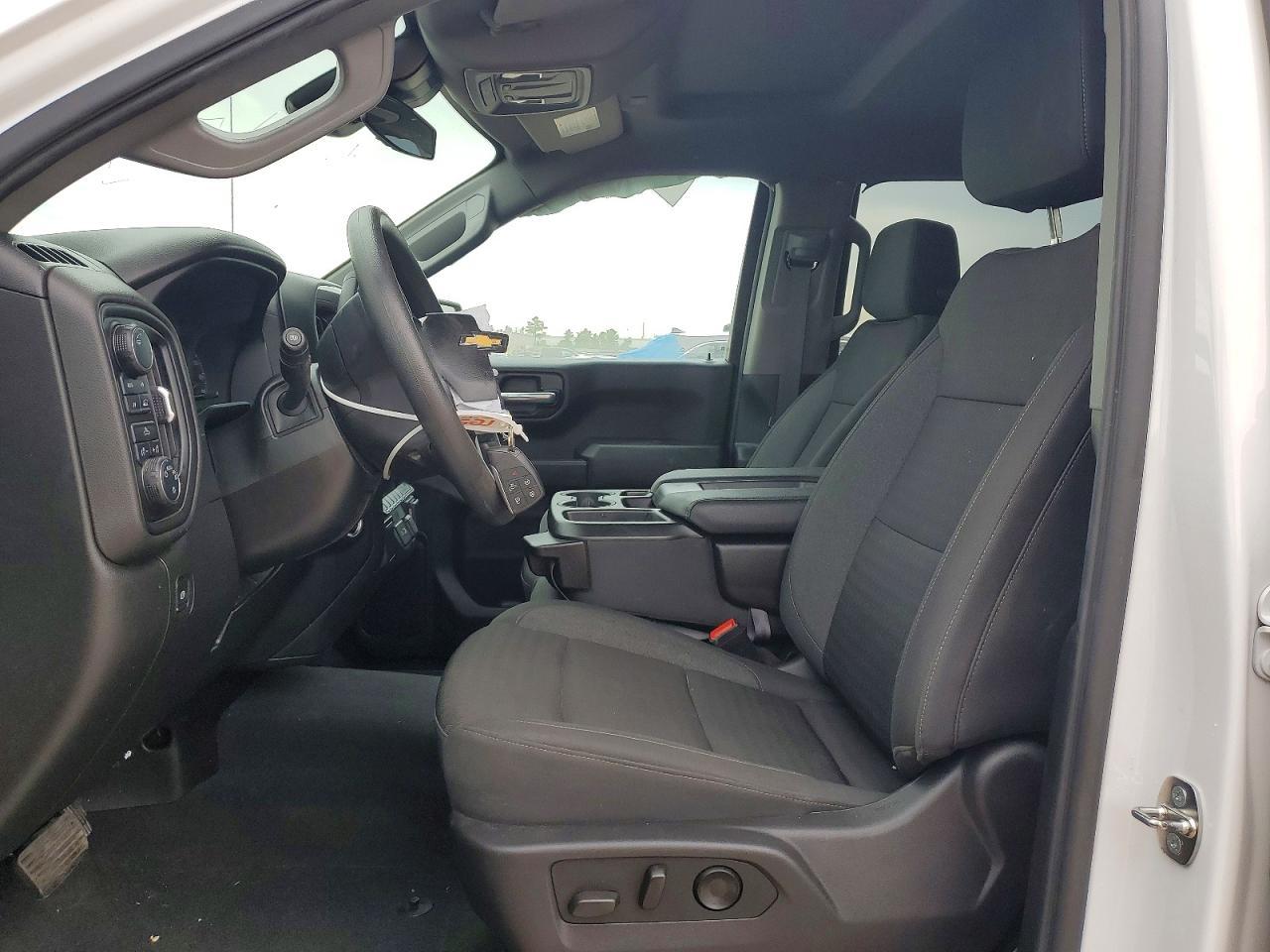 2024 Chevrolet Silverado K1500 Custom - Image 7