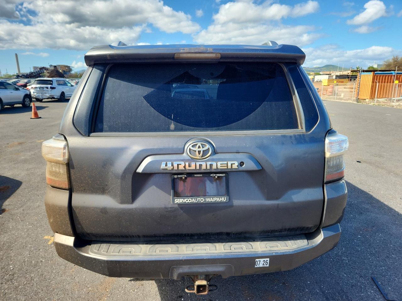 2017 Toyota 4Runner Sr5 - Image 6