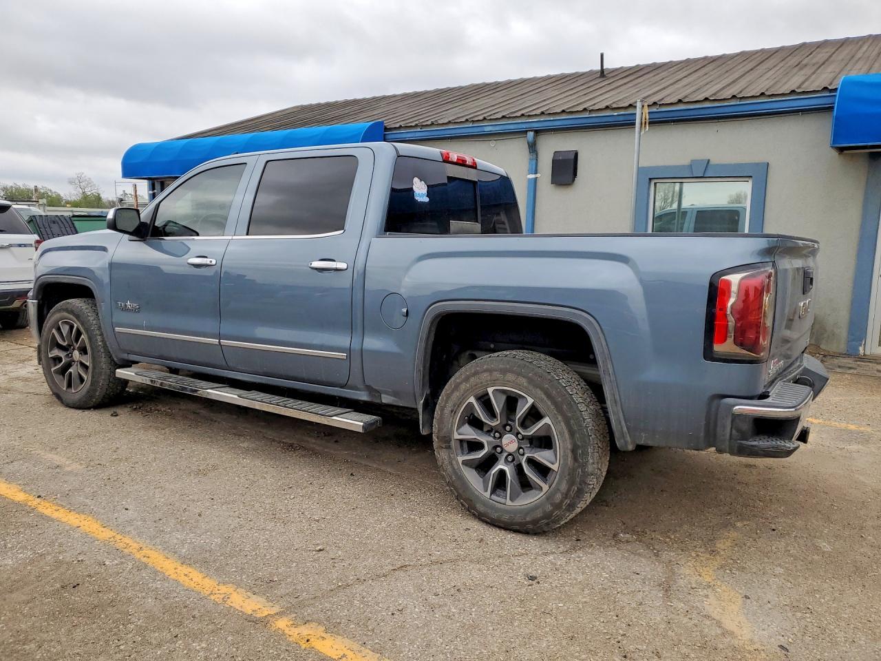 2016 GMC Sierra - Фото 2