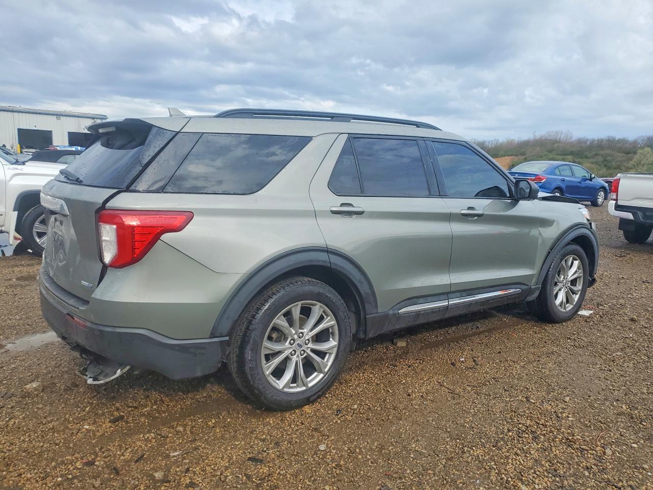 2020 Ford Explorer Xlt - Image 3