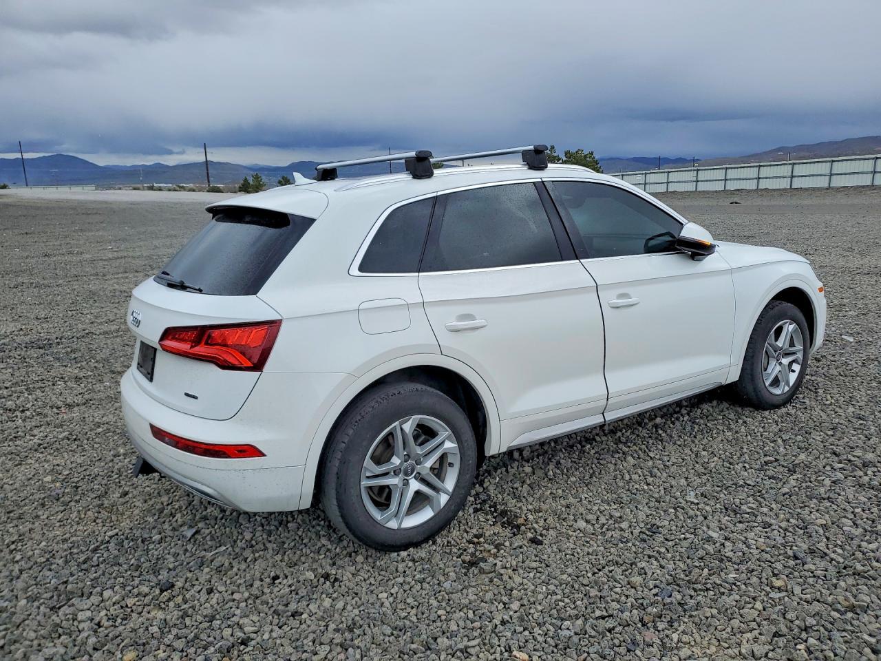 2019 Audi Q5 Premium - Image 3