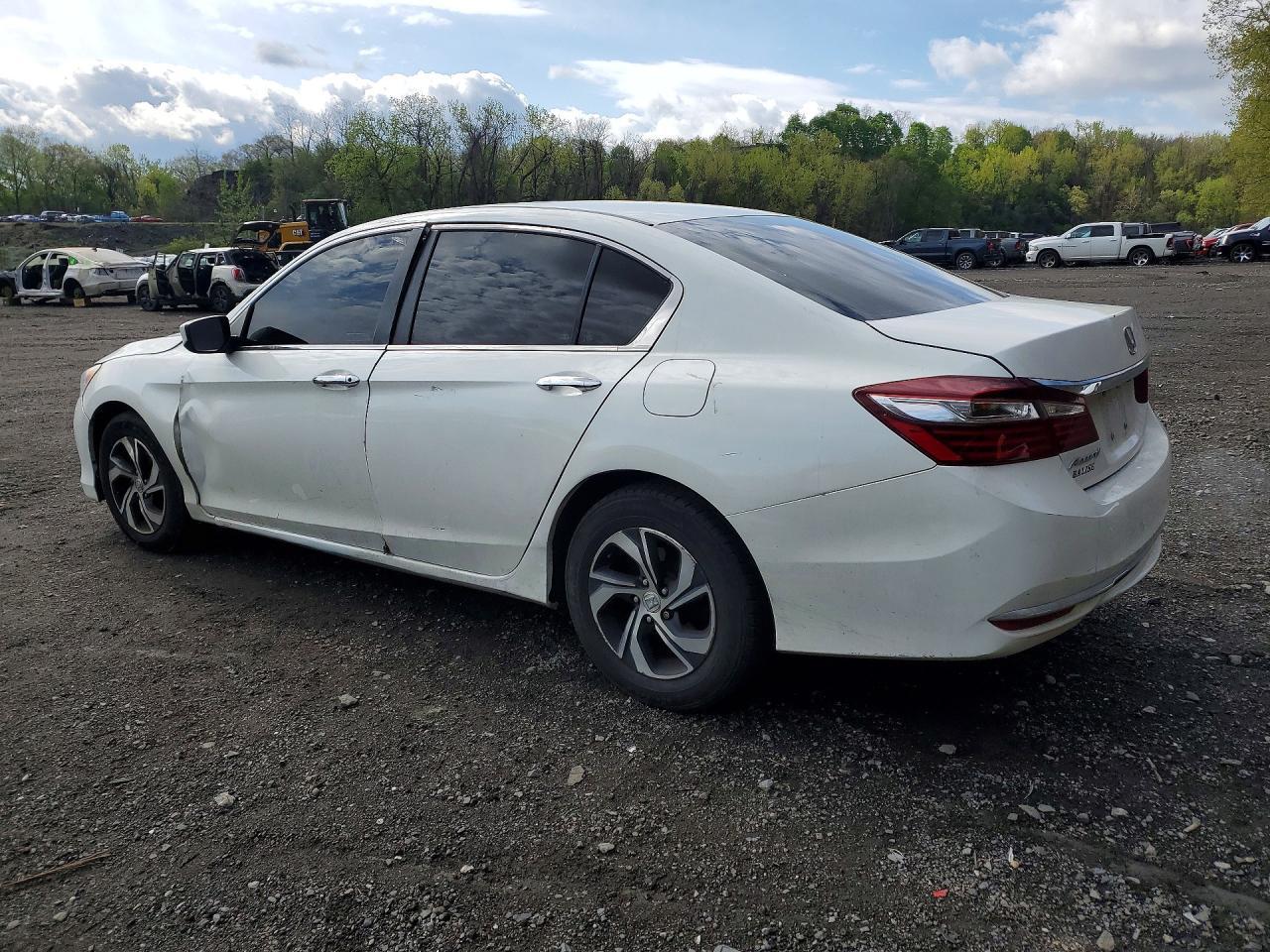 2017 Honda Accord Lx - Фото 2