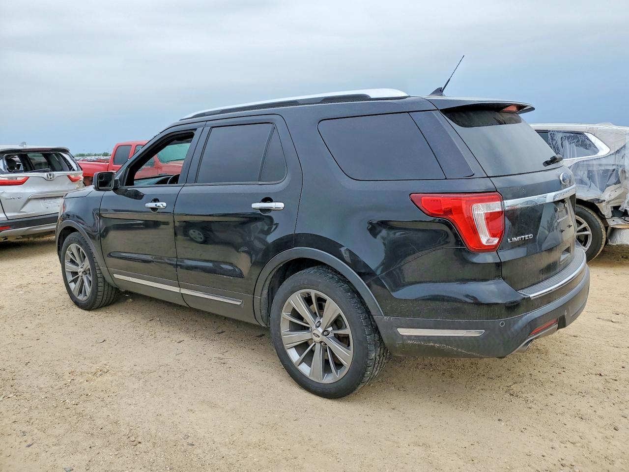 2018 Ford Explorer - Фото 2