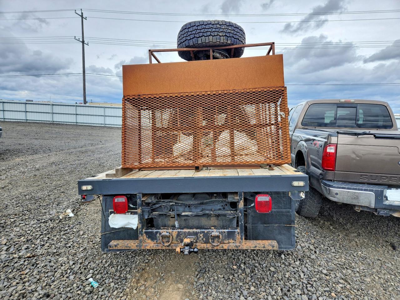 2019 Ford F350 Super Duty Flatbed Truck - Фото 6