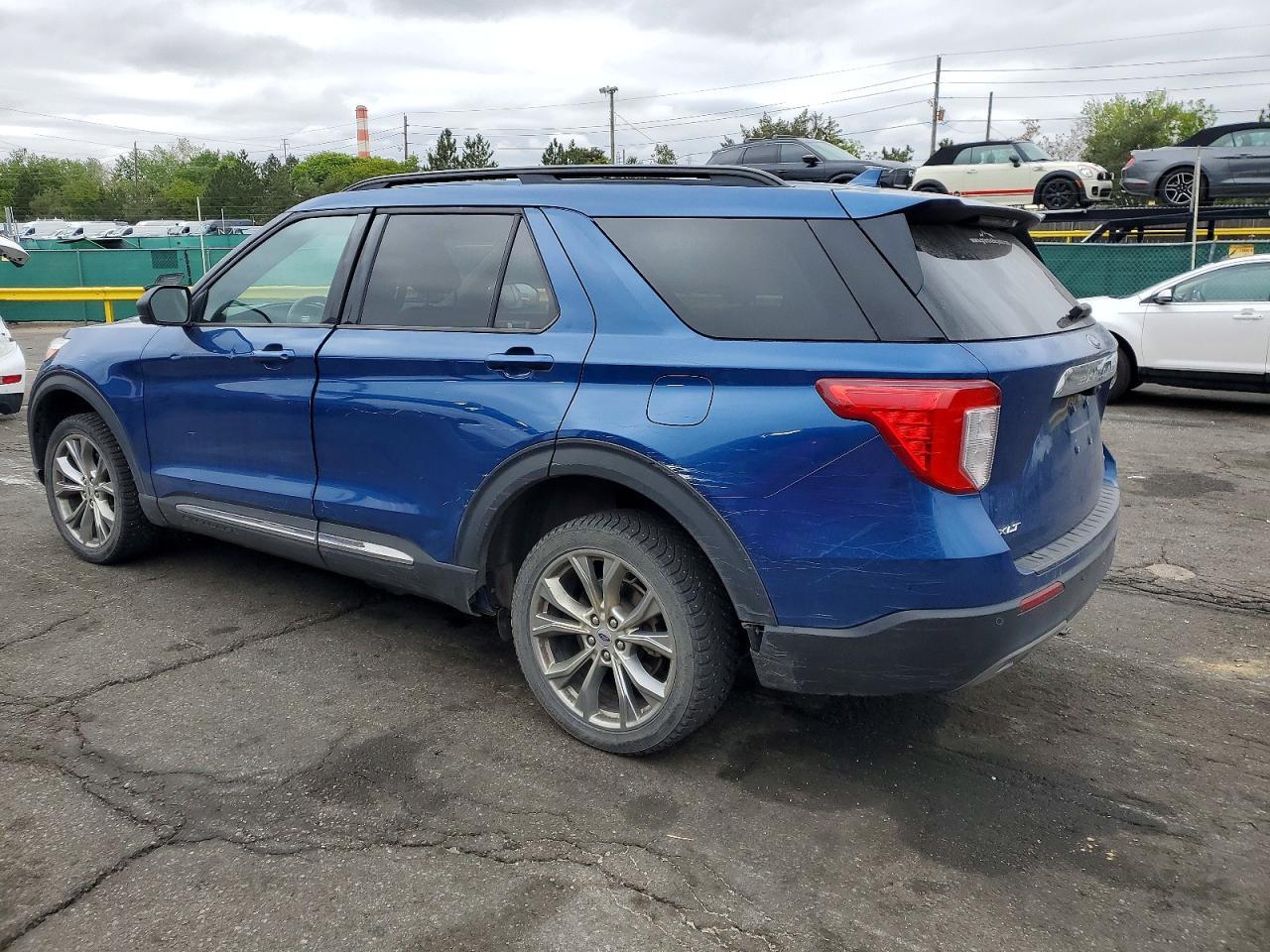 2020 Ford Explorer Xlt - Фото 2