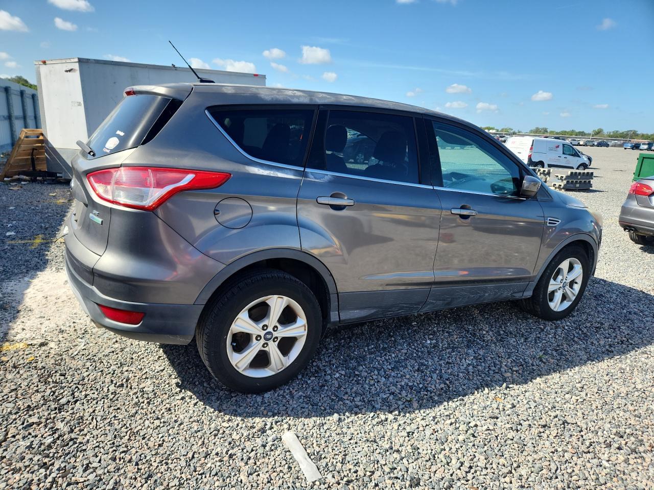2014 Ford Escape - Image 3