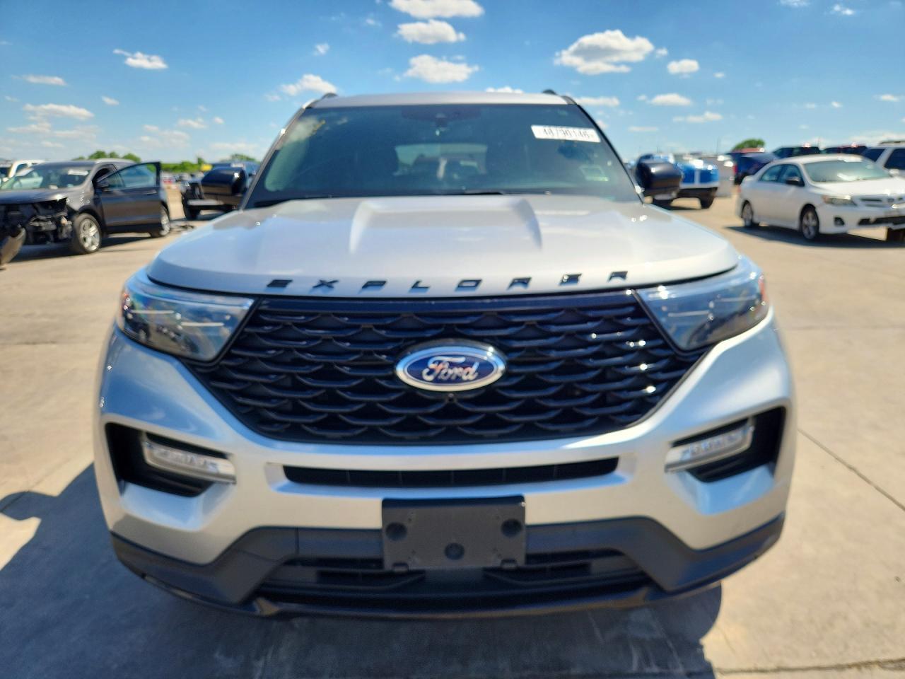 2023 Ford Explorer St-Line - Фото 5