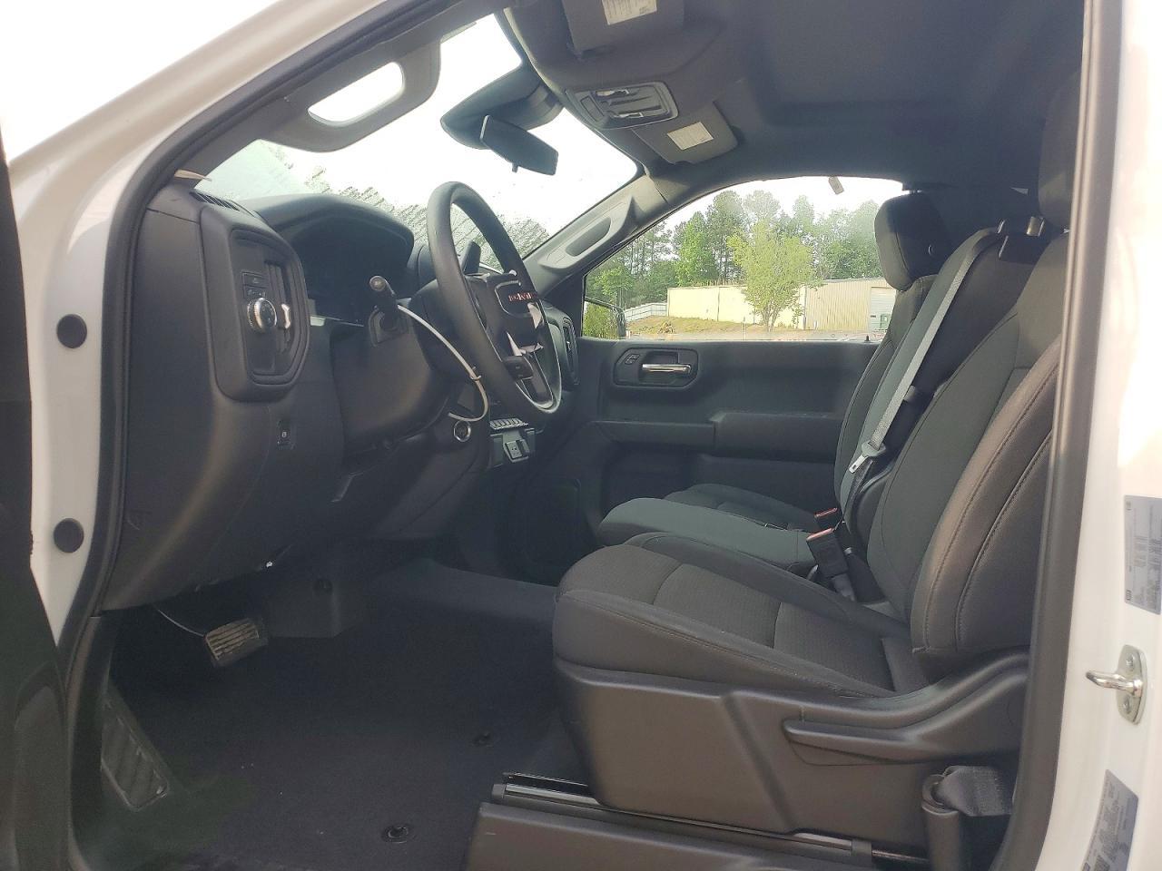 2025 GMC Sierra C1500 - Image 7