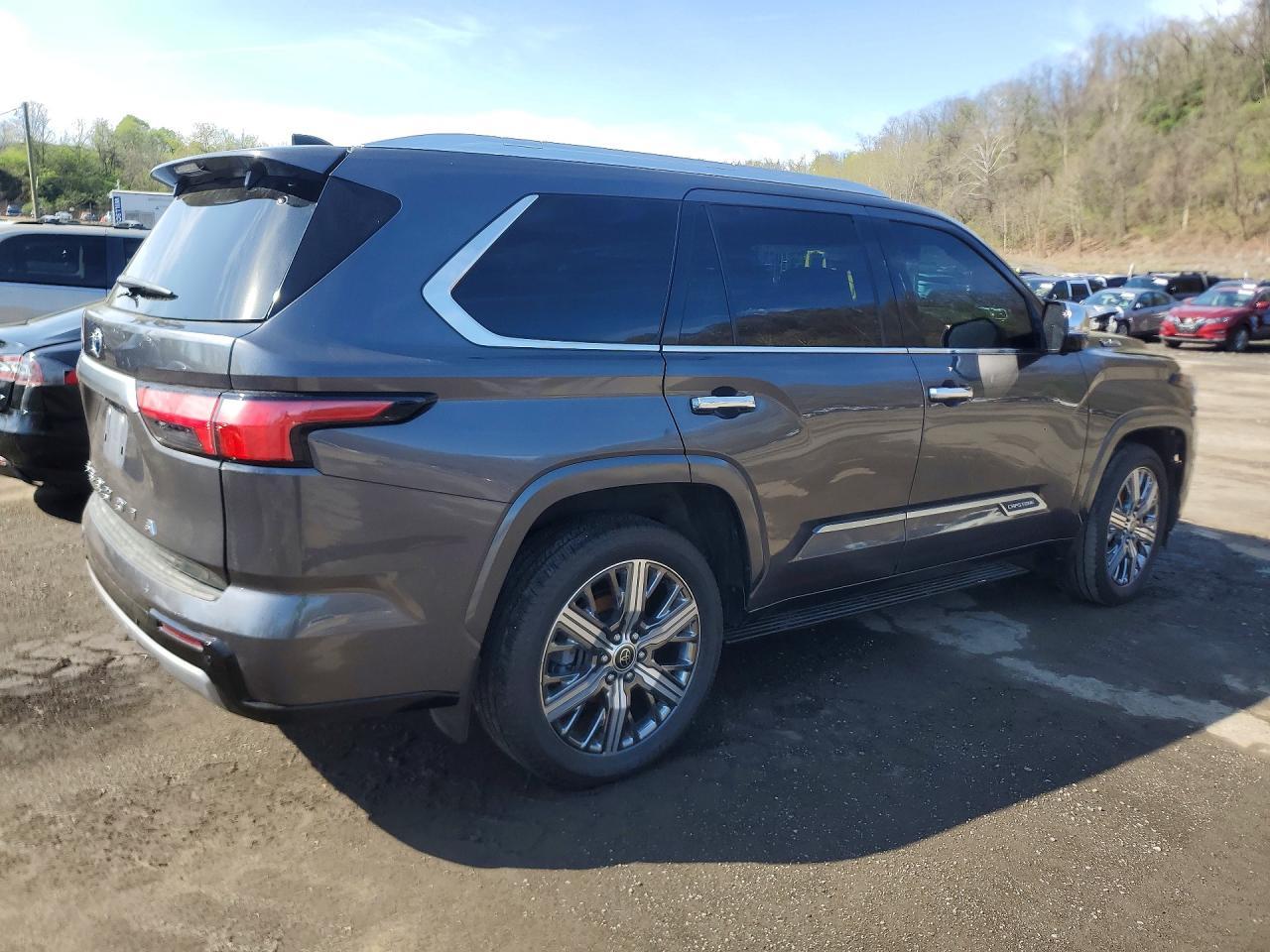 2023 Toyota Sequoia 4Wd Hybrid Capstone - Image 3