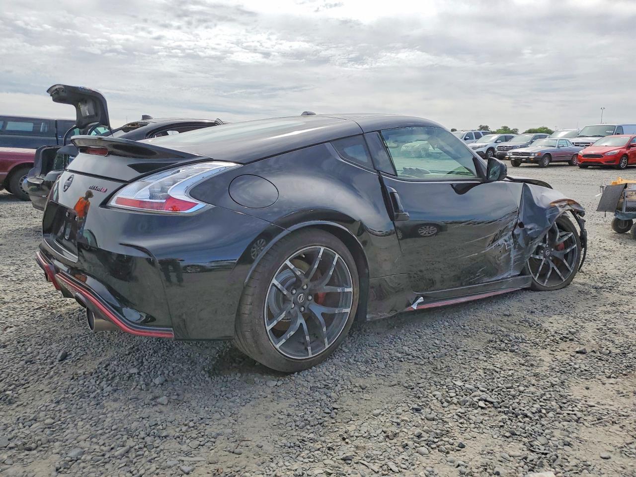 2016 Nissan 370Z Nismo Tech - Фото 3