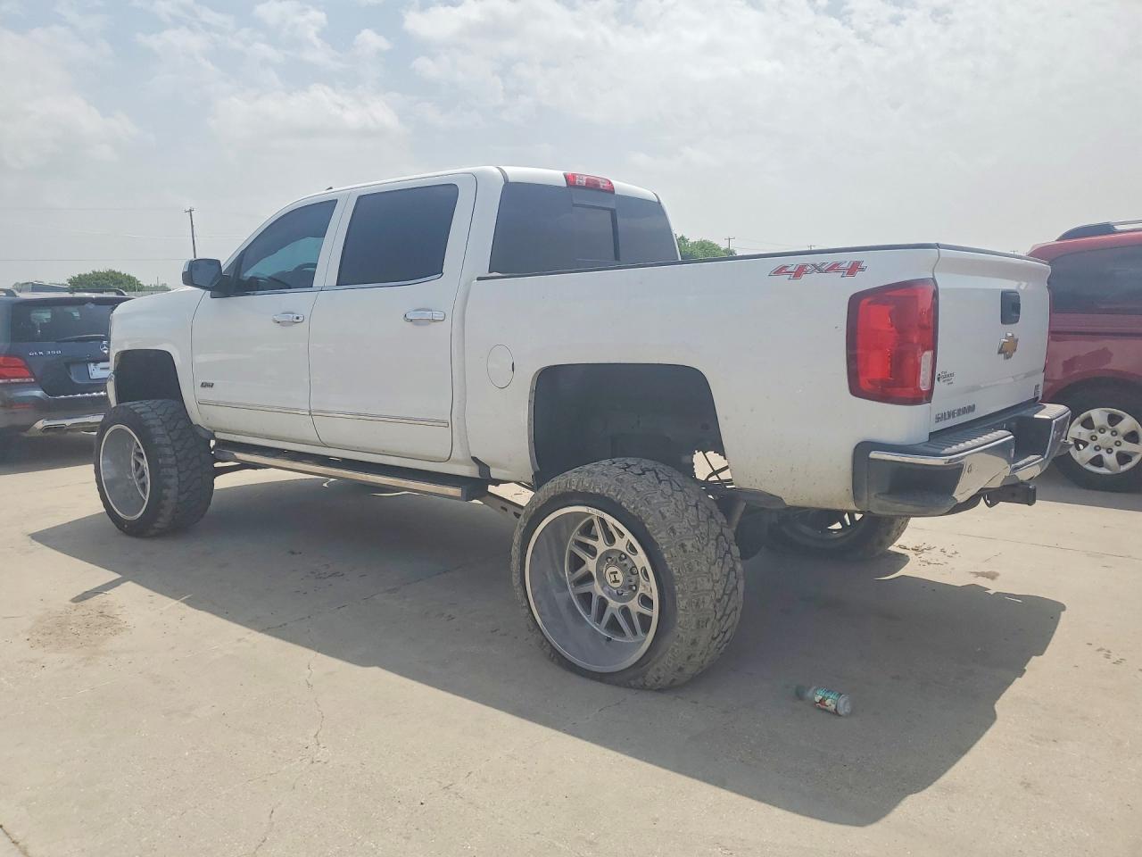 2017 Chevrolet Silverado K1500 Ltz - Image 2