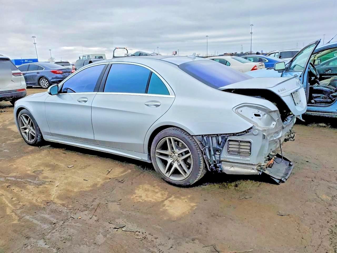 2015 Mercedes-Benz S 550 4Matic - Image 2