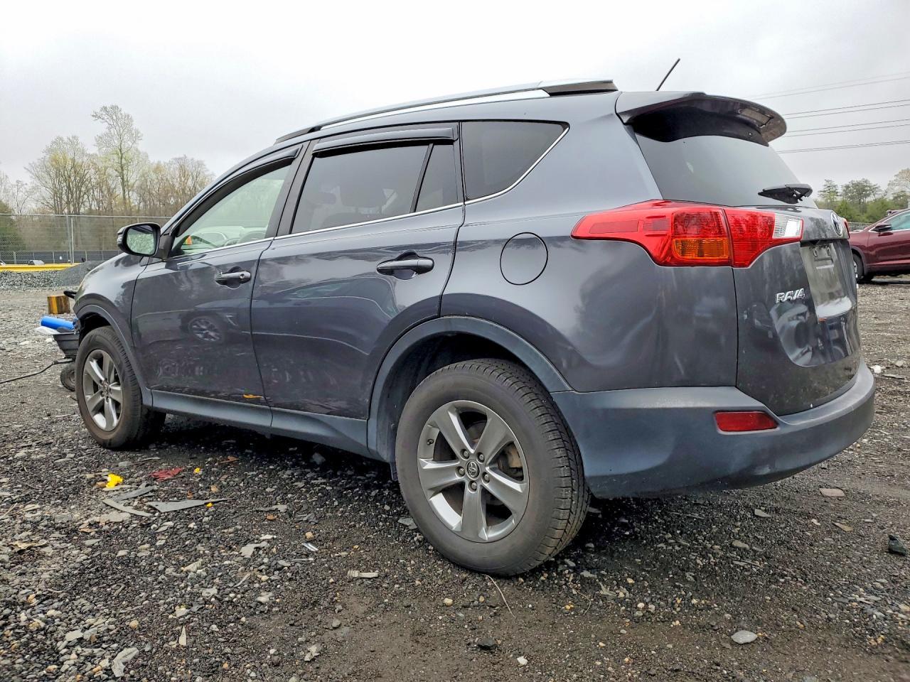 2015 Toyota Rav4 Xle - Фото 2