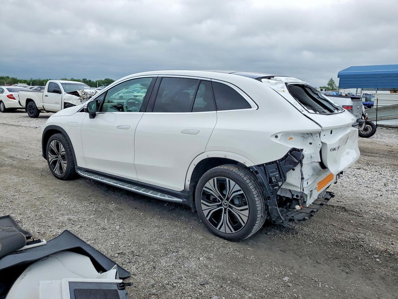 2024 Mercedes-Benz Eqe Suv 350+ - Фото 2