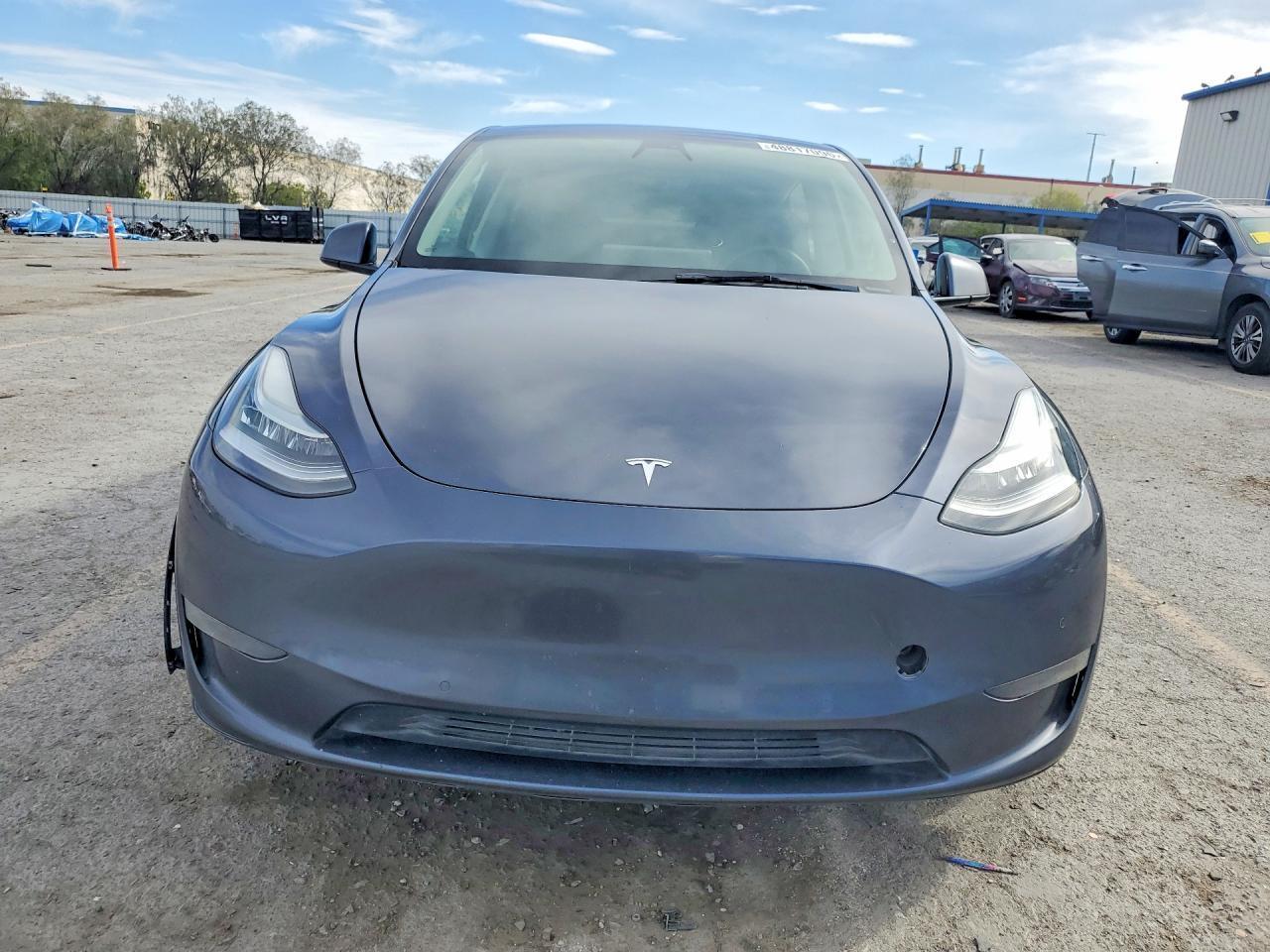 2022 Tesla Model Y - Image 5