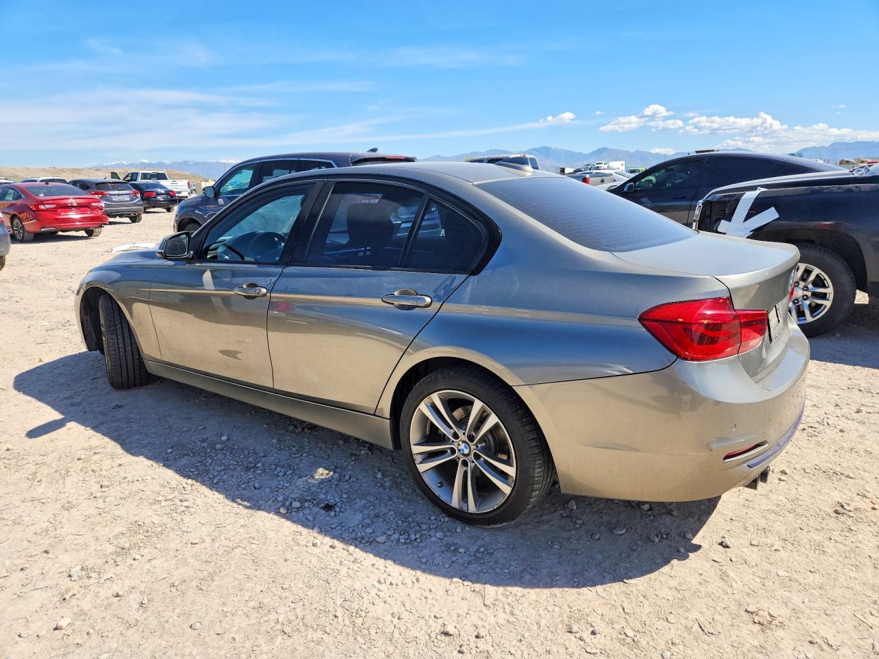 2016 BMW 328 I Sulev - Image 2