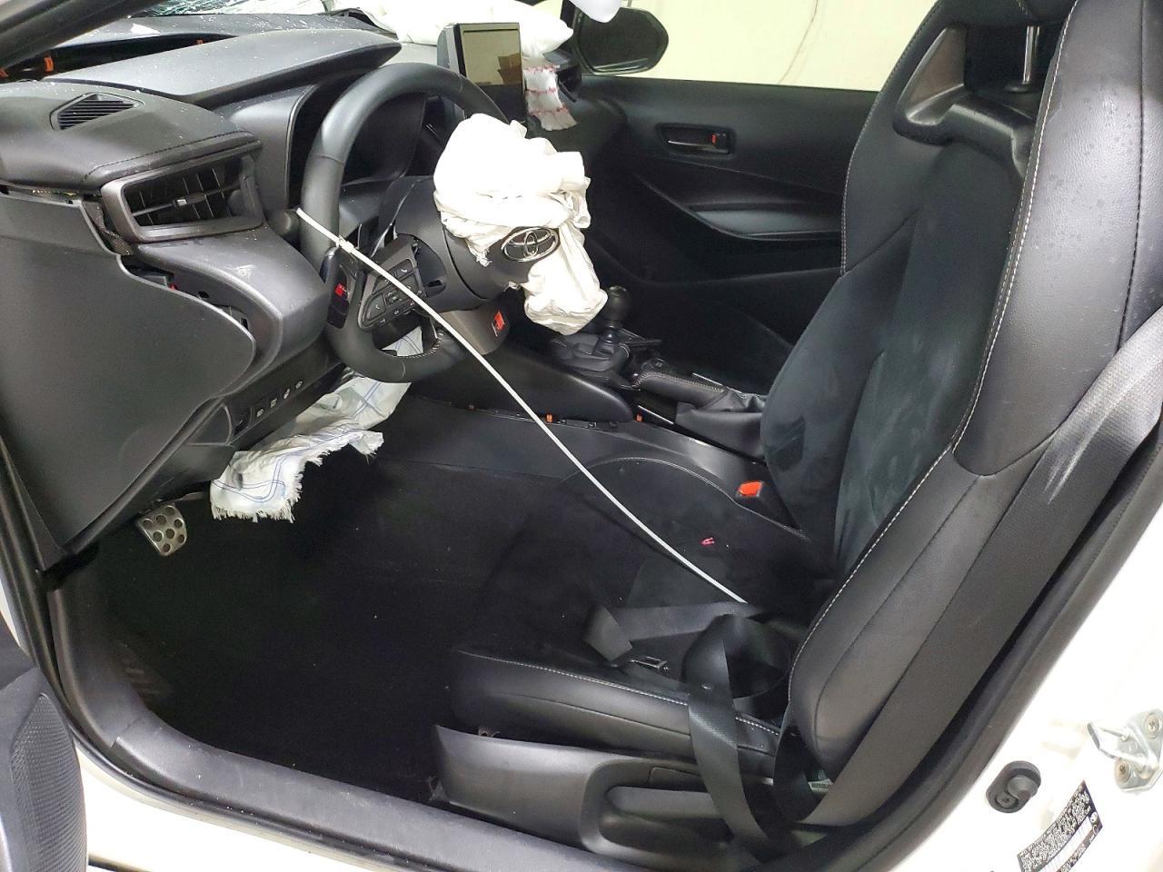 2025 Toyota Gr Corolla Premium - Image 7