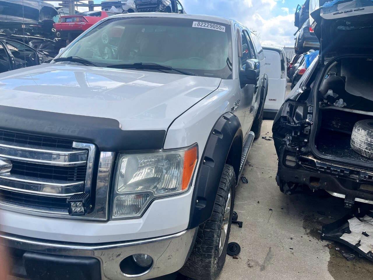 2014 Ford F150 Super Cab - Фото 2
