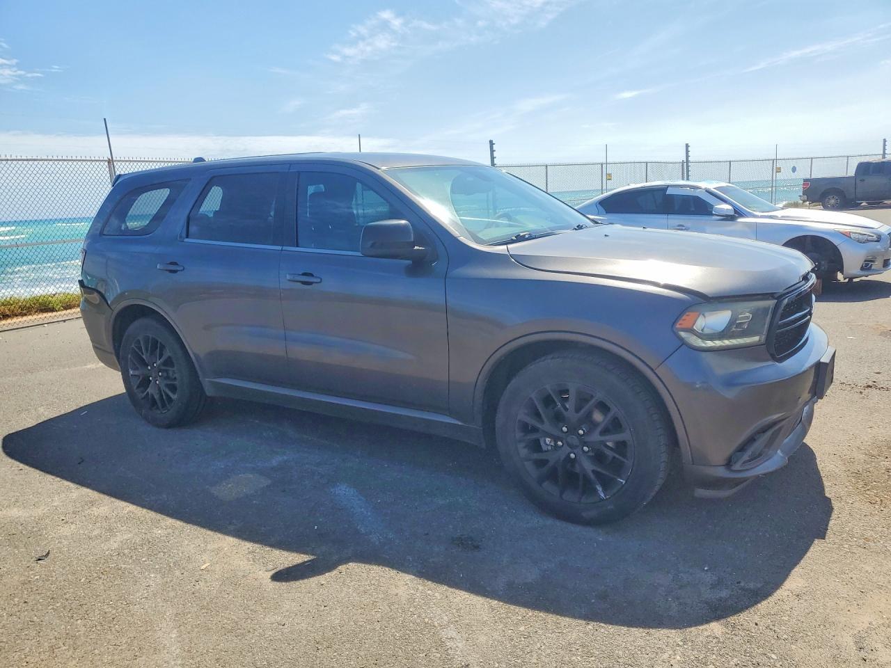 2016 Dodge Durango Sxt - Image 4
