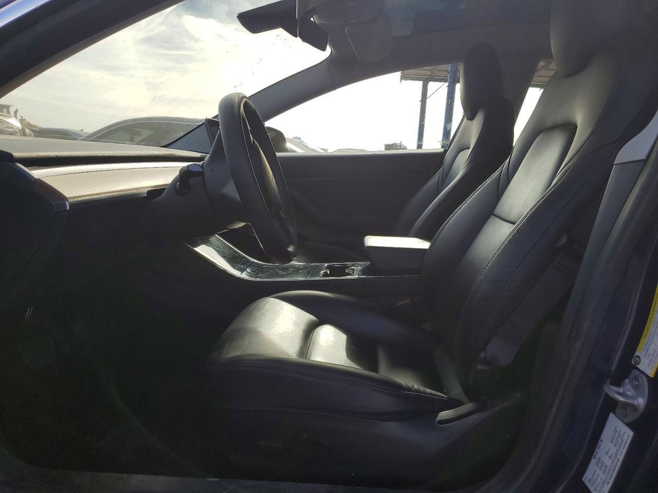 2019 Tesla Model 3 - Фото 7