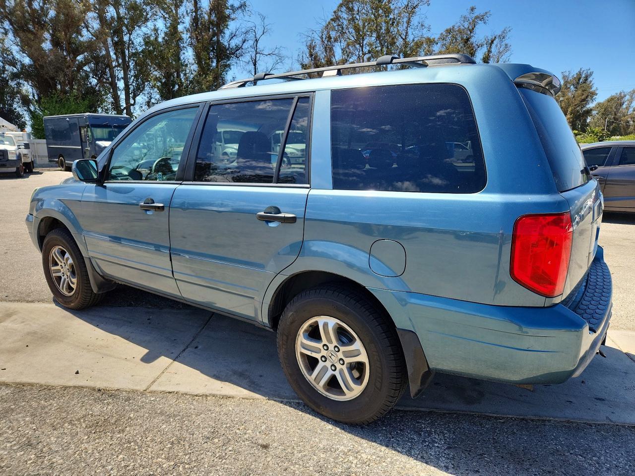 2005 Honda Pilot Exl - Image 2