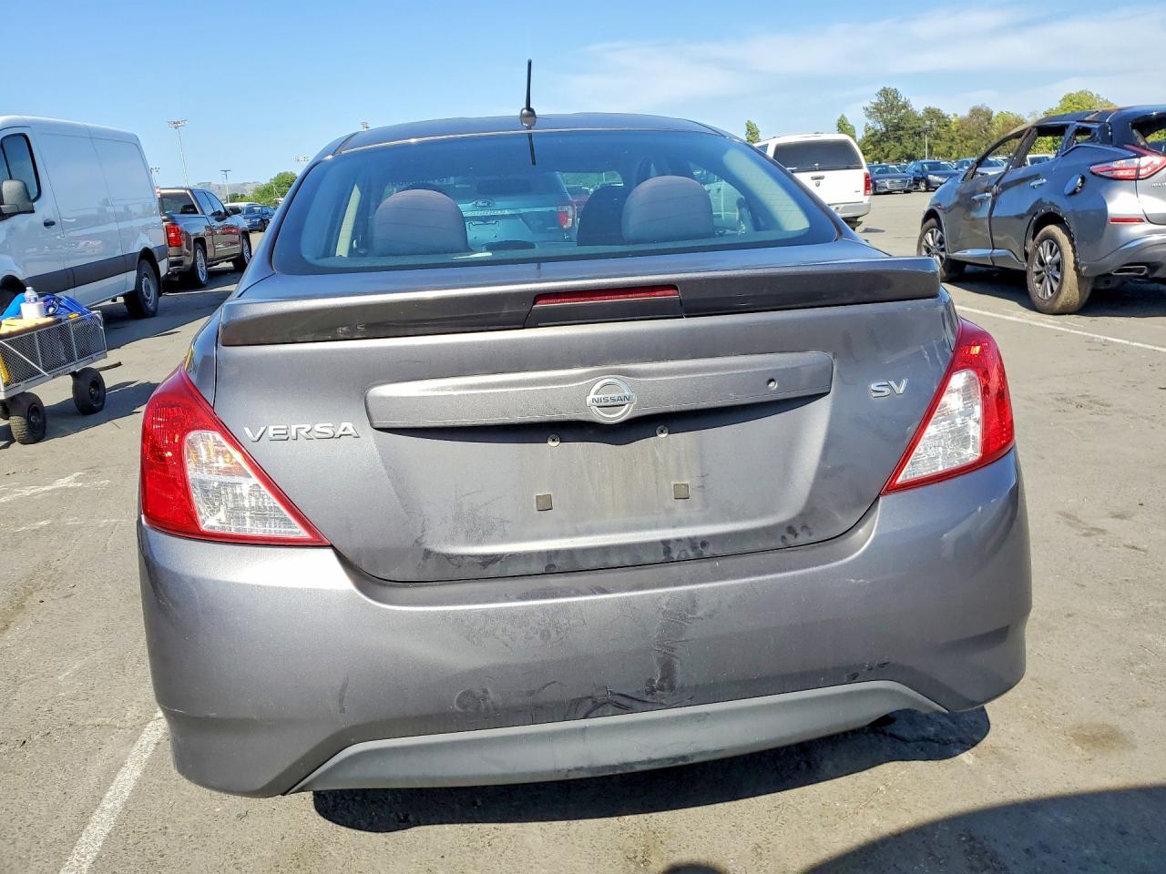 2018 Nissan Versa Sv - Фото 6