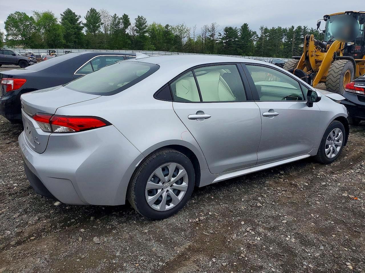 2025 Toyota Corolla Hybrid Le - Фото 3