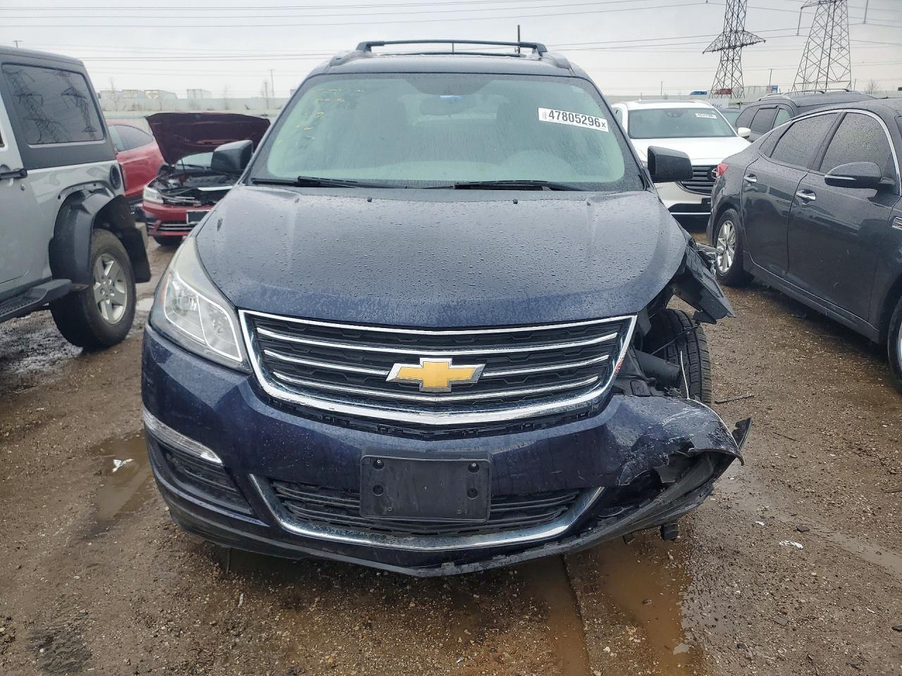 2017 Chevrolet Traverse Ls - Фото 5