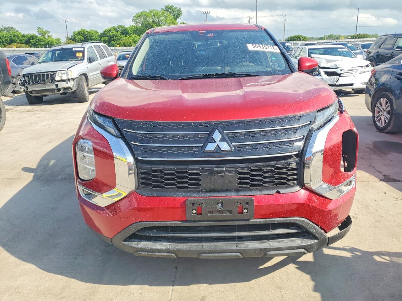 2022 Mitsubishi Outlander Es - Фото 5