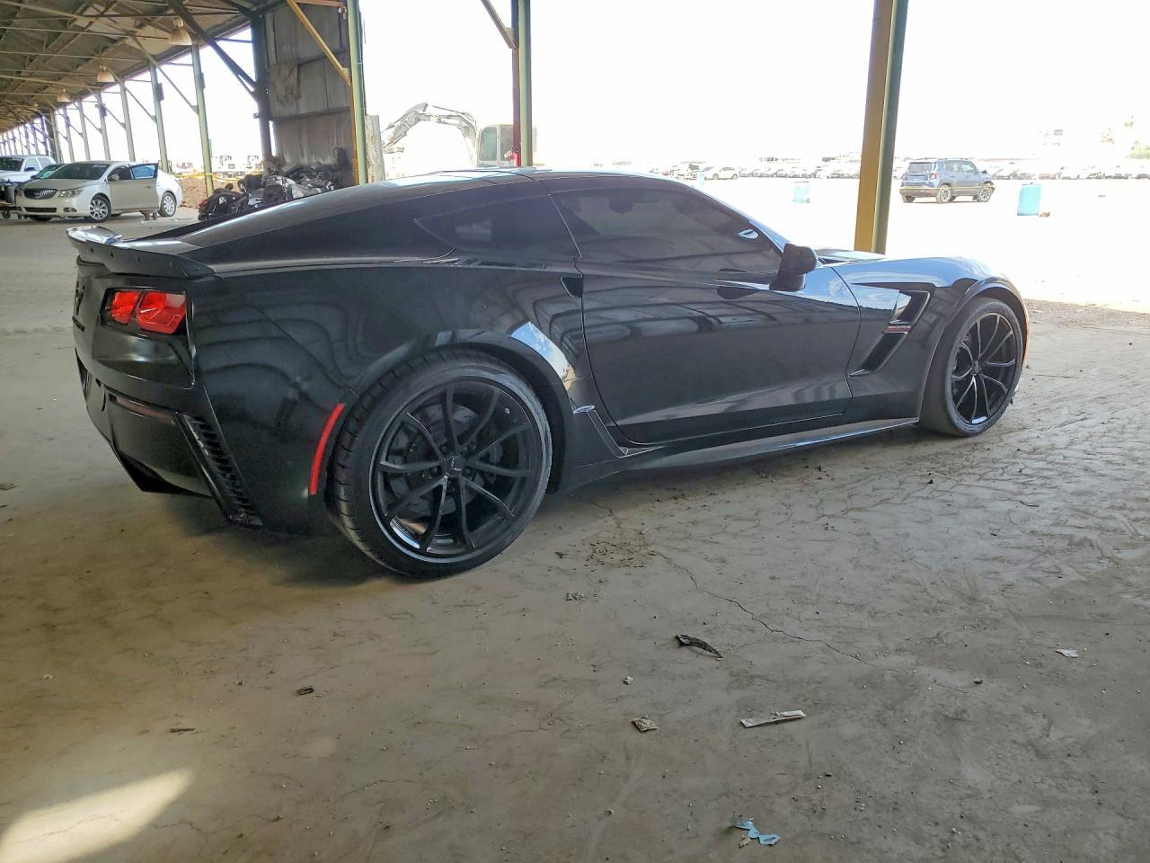 2017 Chevrolet Corvette Grand Sport 1Lt - Фото 3