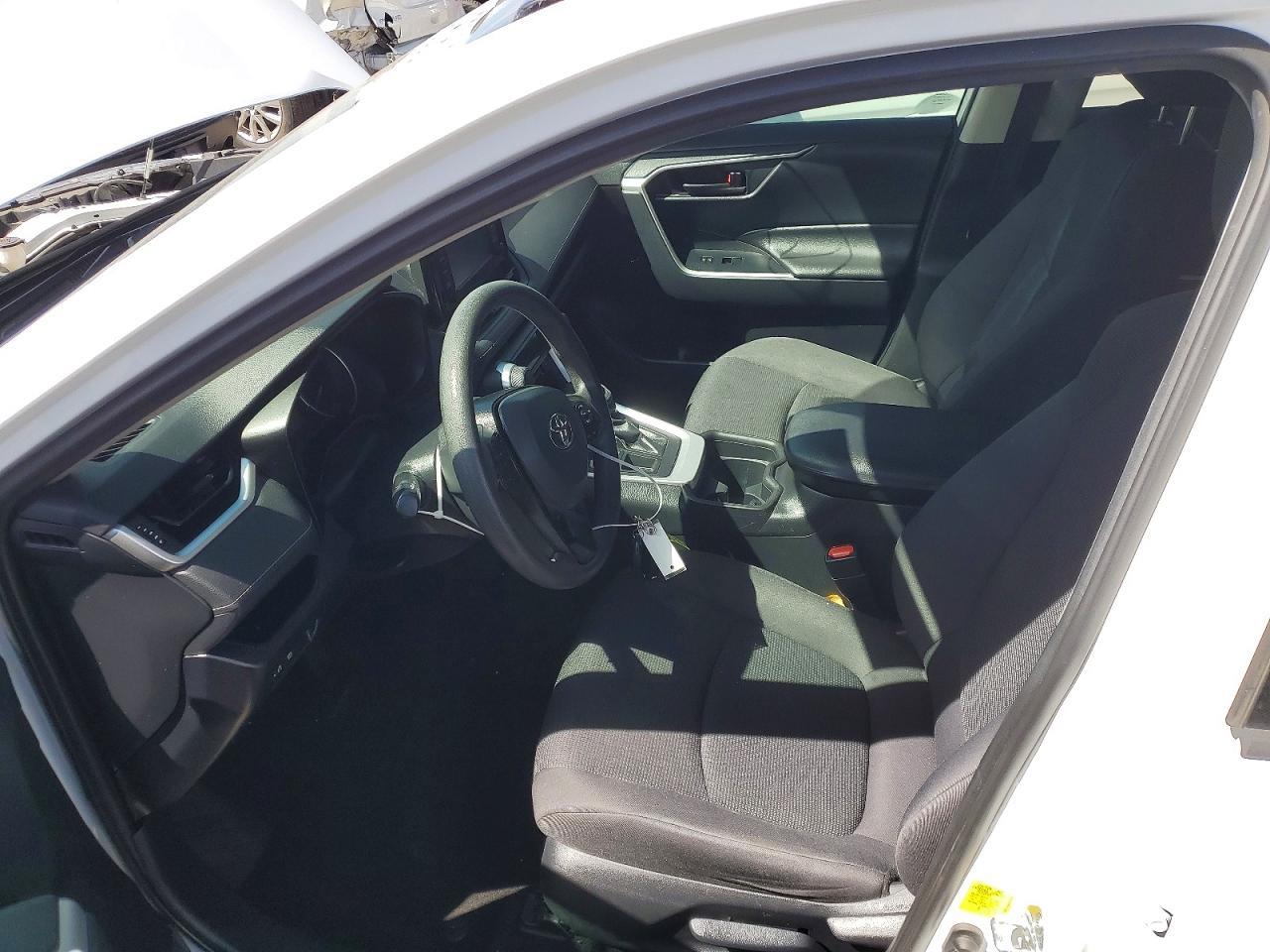 2019 Toyota Rav4 Le - Фото 7