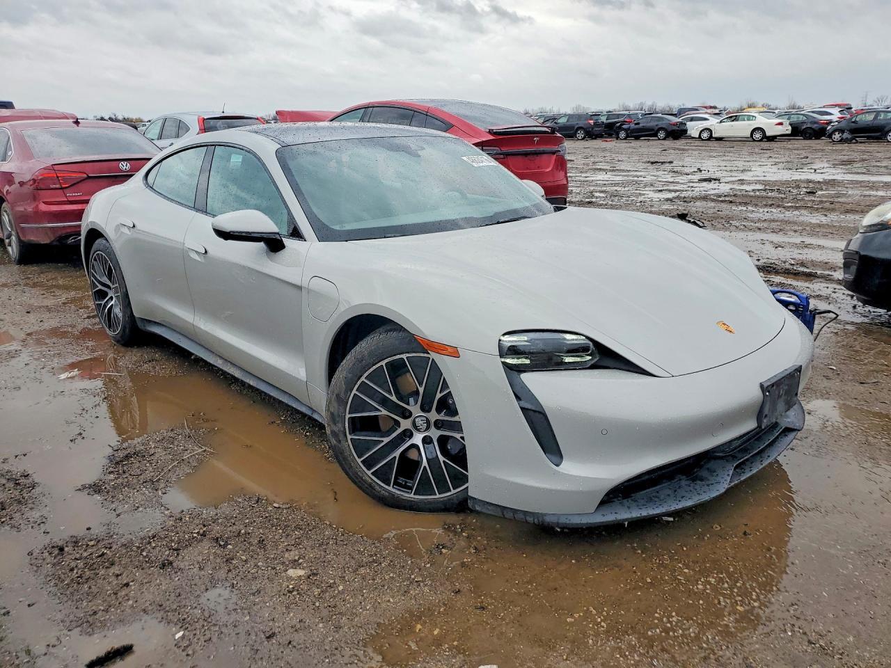 2023 Porsche Taycan - Фото 4