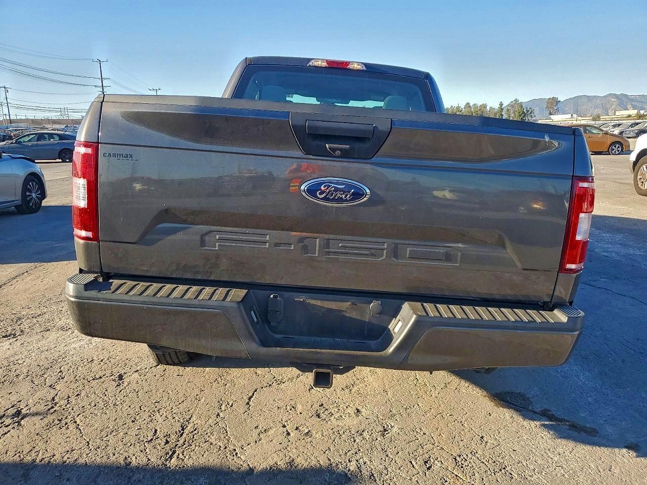 2018 Ford F150 Super Cab - Фото 6