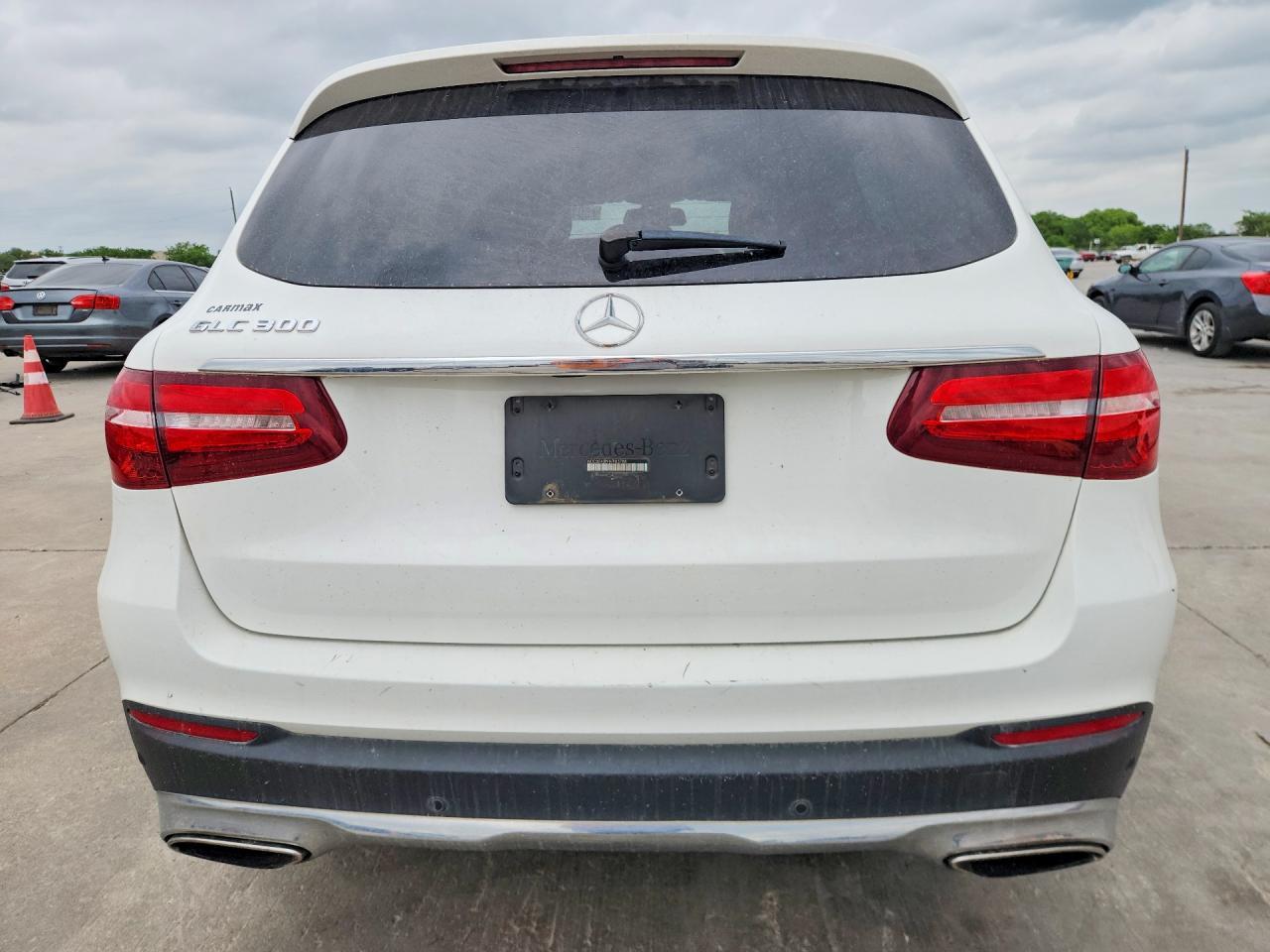 2018 Mercedes-Benz Glc 300 - Image 6