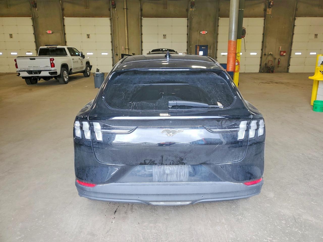 2021 Ford Mustang Mach-E Select - Фото 6