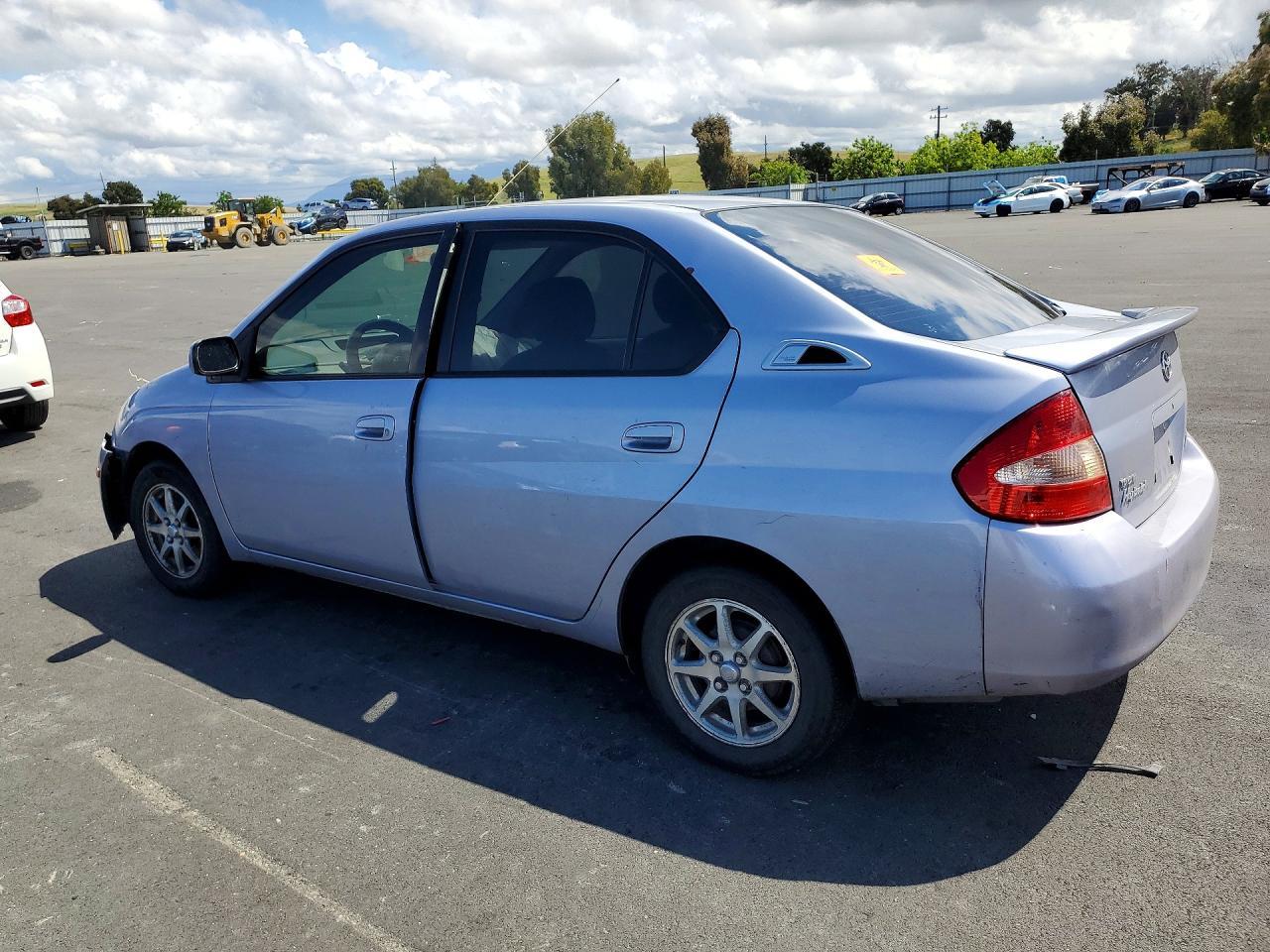 2002 Toyota Prius Base - Фото 2