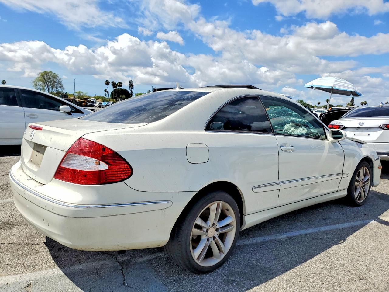 2008 Mercedes-Benz Clk 350 - Image 3