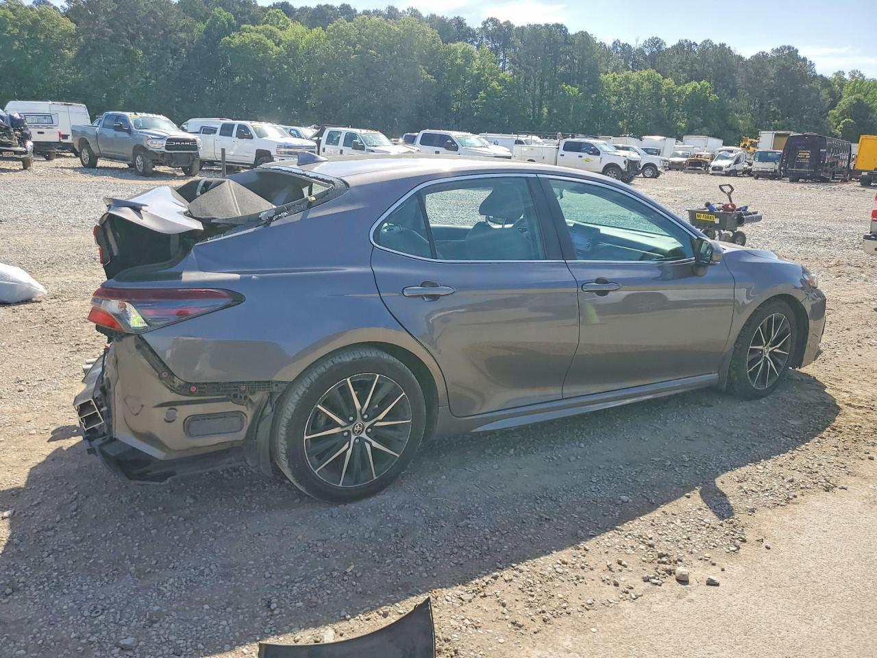 2023 Toyota Camry Hybrid Se - Фото 3