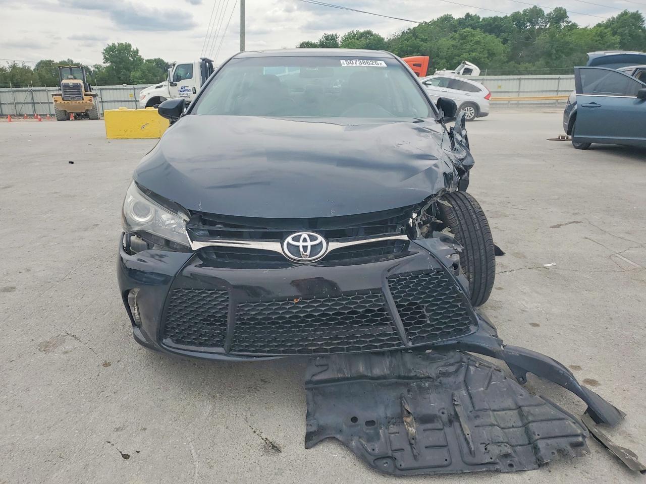 2016 Toyota Camry Se - Фото 5