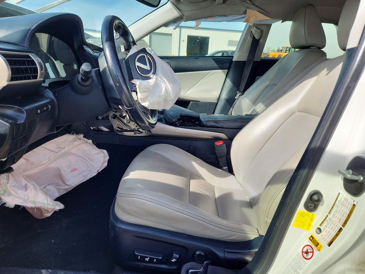 2016 Lexus Is 200T Base - Фото 7