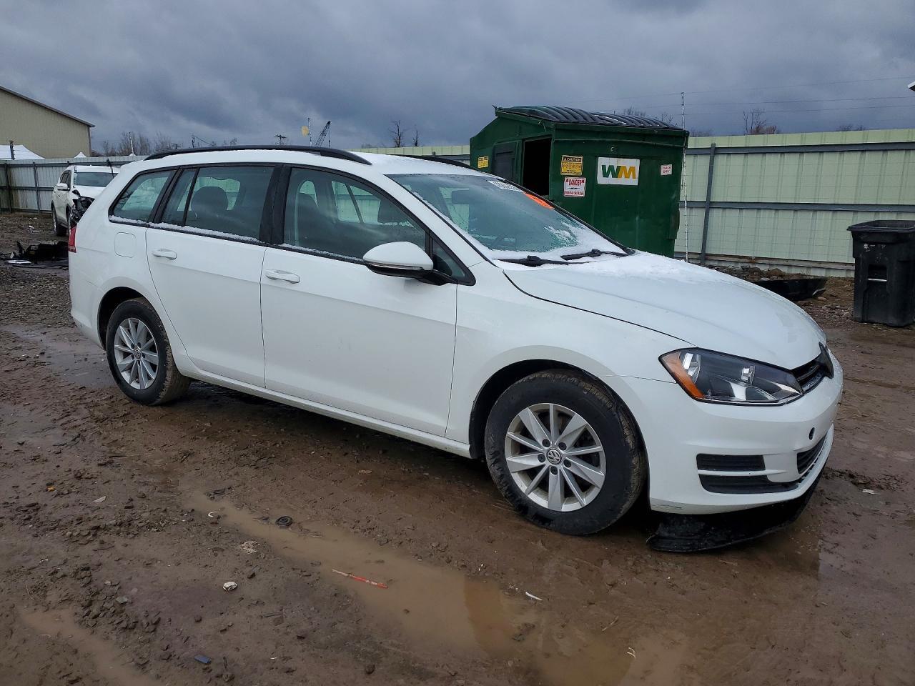 2016 Volkswagen Golf Sportwagen S - Фото 4