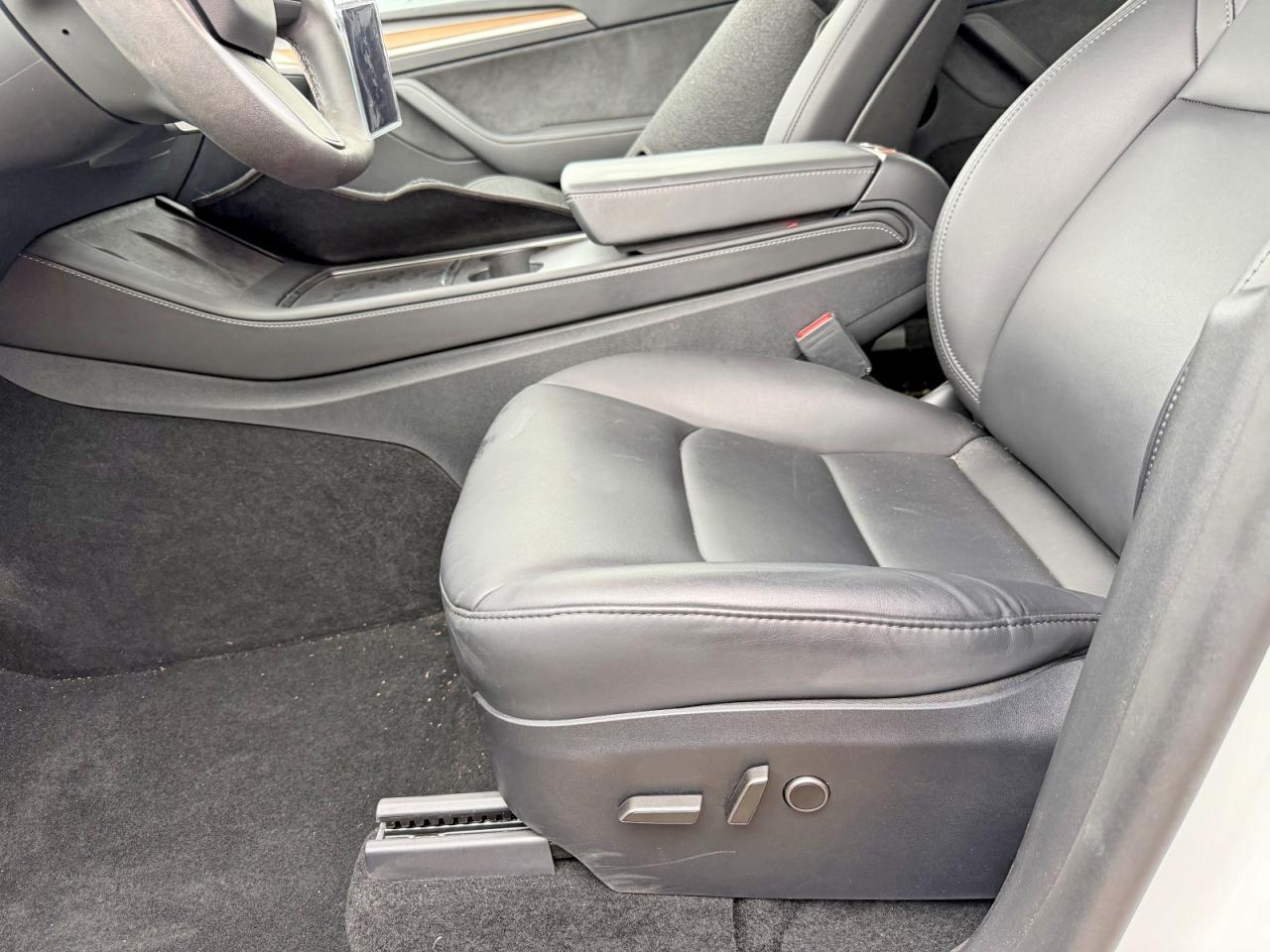 2024 Tesla Model Y - Image 7
