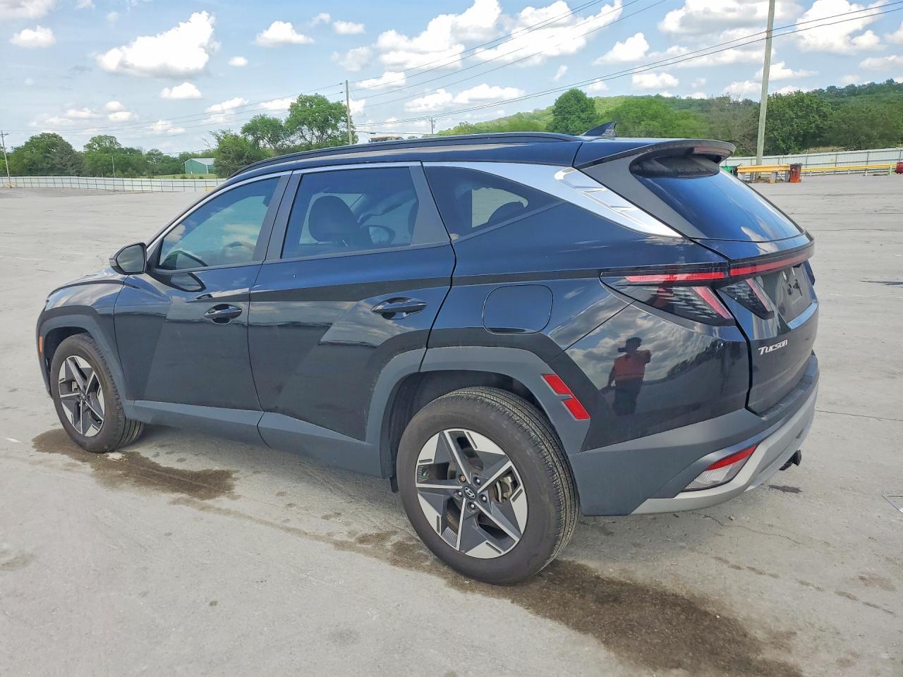 2025 Hyundai Tucson Sel - Image 2