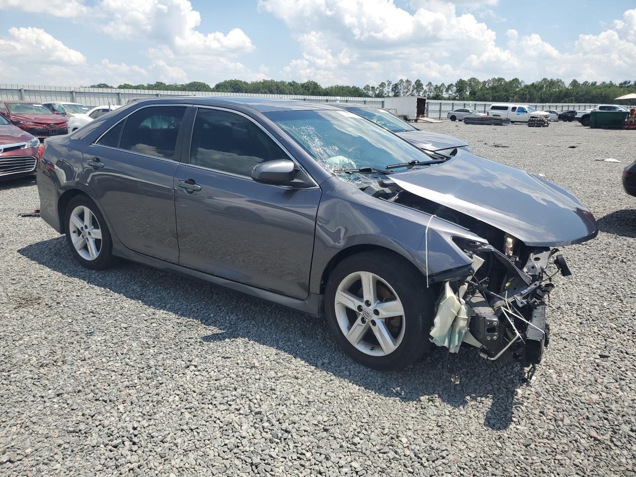 2014 Toyota Camry Se - Фото 4