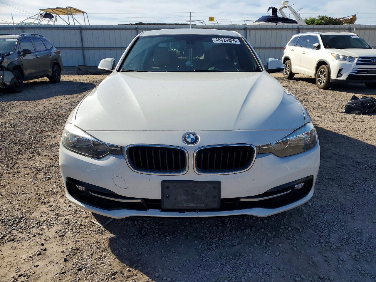 2017 BMW 330 I - Фото 5