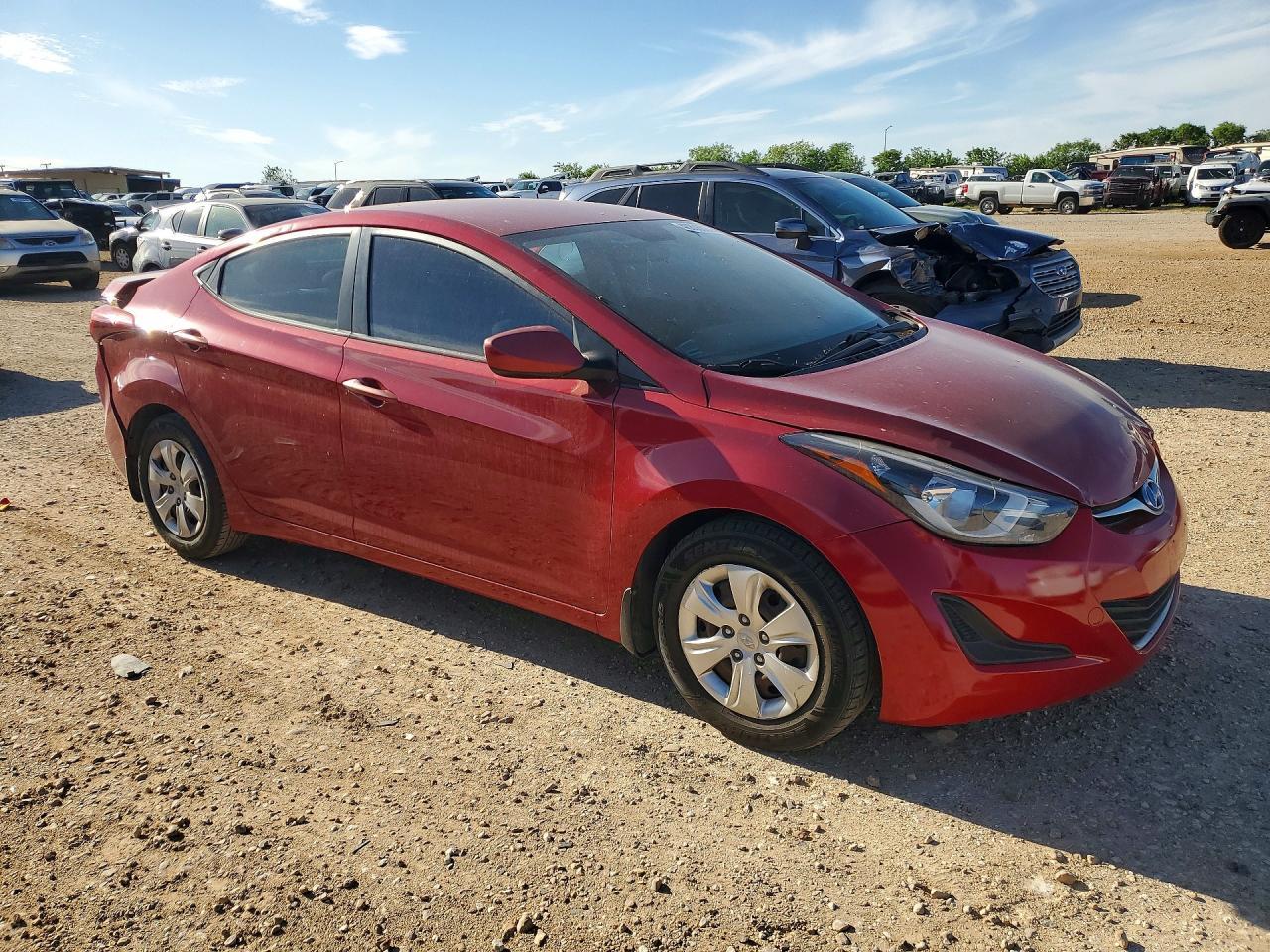 2016 Hyundai Elantra Se - Image 4