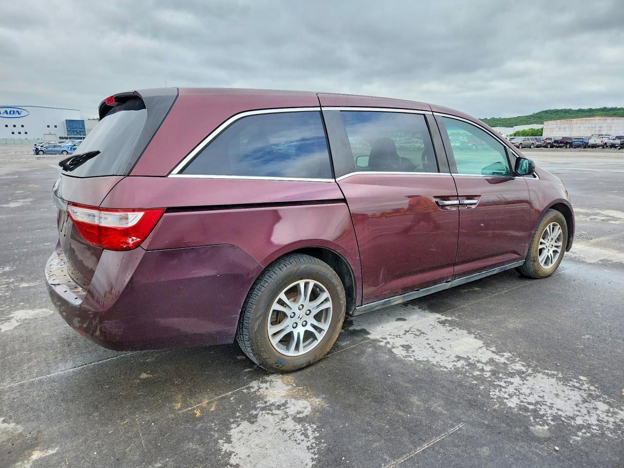 2013 Honda Odyssey Exl - Image 3