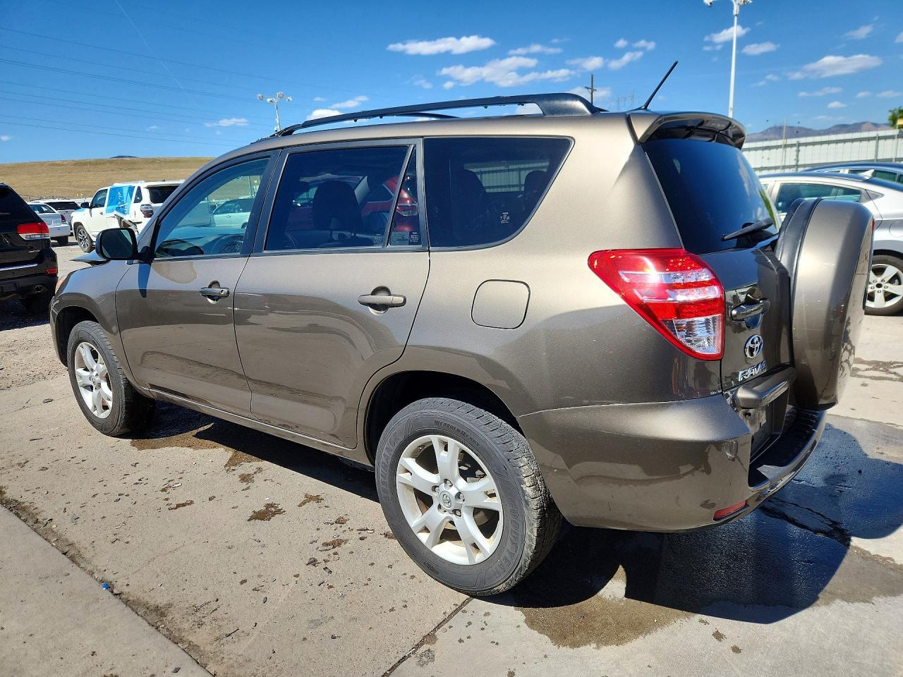 2012 Toyota Rav4 Base - Фото 2