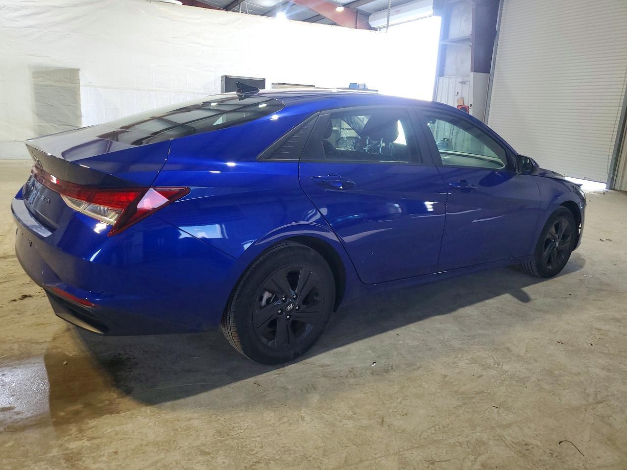 2023 Hyundai Elantra Sel - Image 3